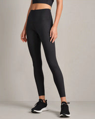 Revive™ 7/8 Legging -- Pure Black Houndstooth