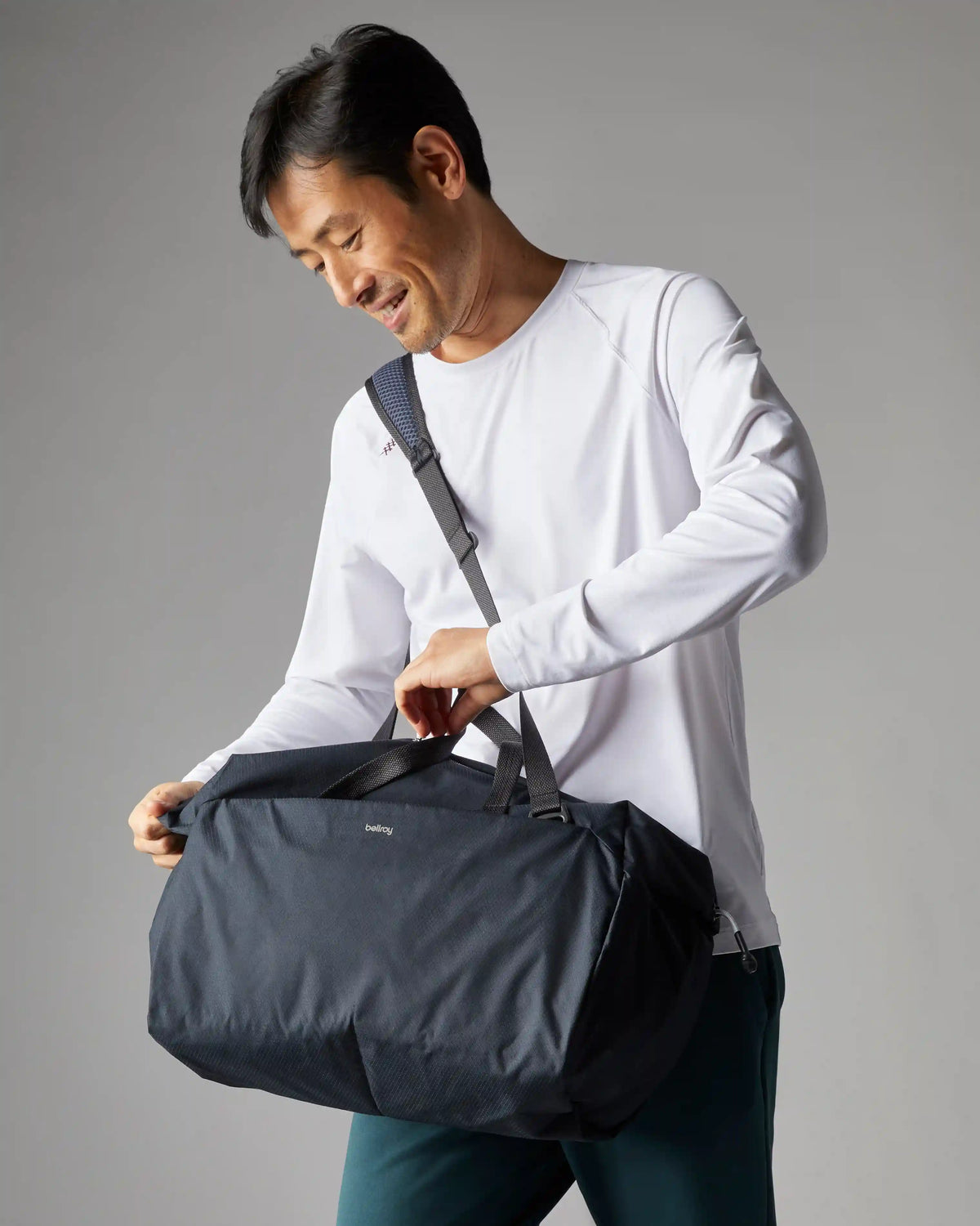Bellroy Lite Duffel -- Shadow