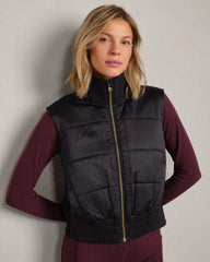 Chalet Quilted Vest -- Pure Black