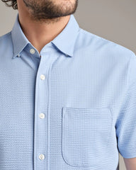 Commuter Seersucker Short Sleeve Button Down Shirt -- Light Blue