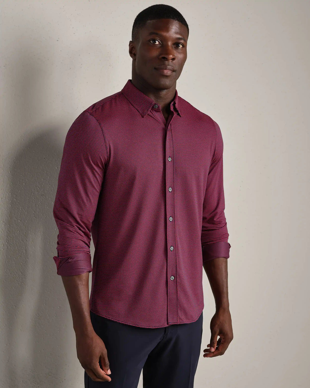 Commuter® Shirt - Slim Fit -- Navy/Red Sharkstooth