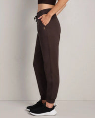 DreamGlow® Jogger -- Dark Espresso