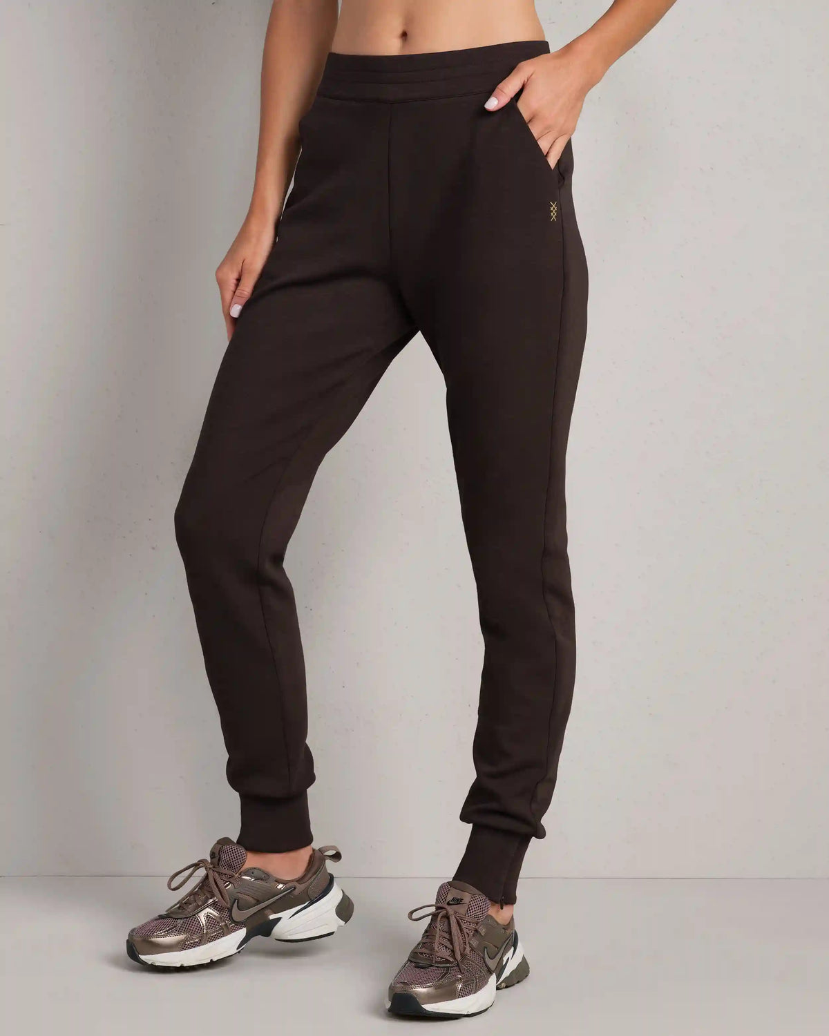 DreamGlow® Zip Jogger-- Dark Espresso