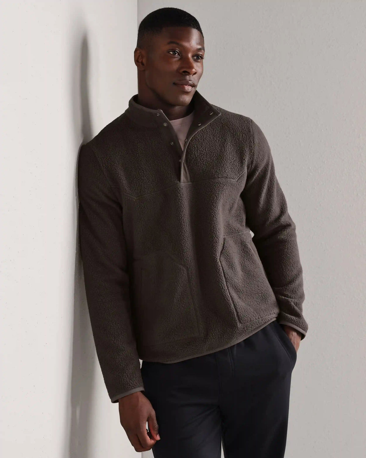 Fairbanks Fleece Pullover -- Cafe Noir