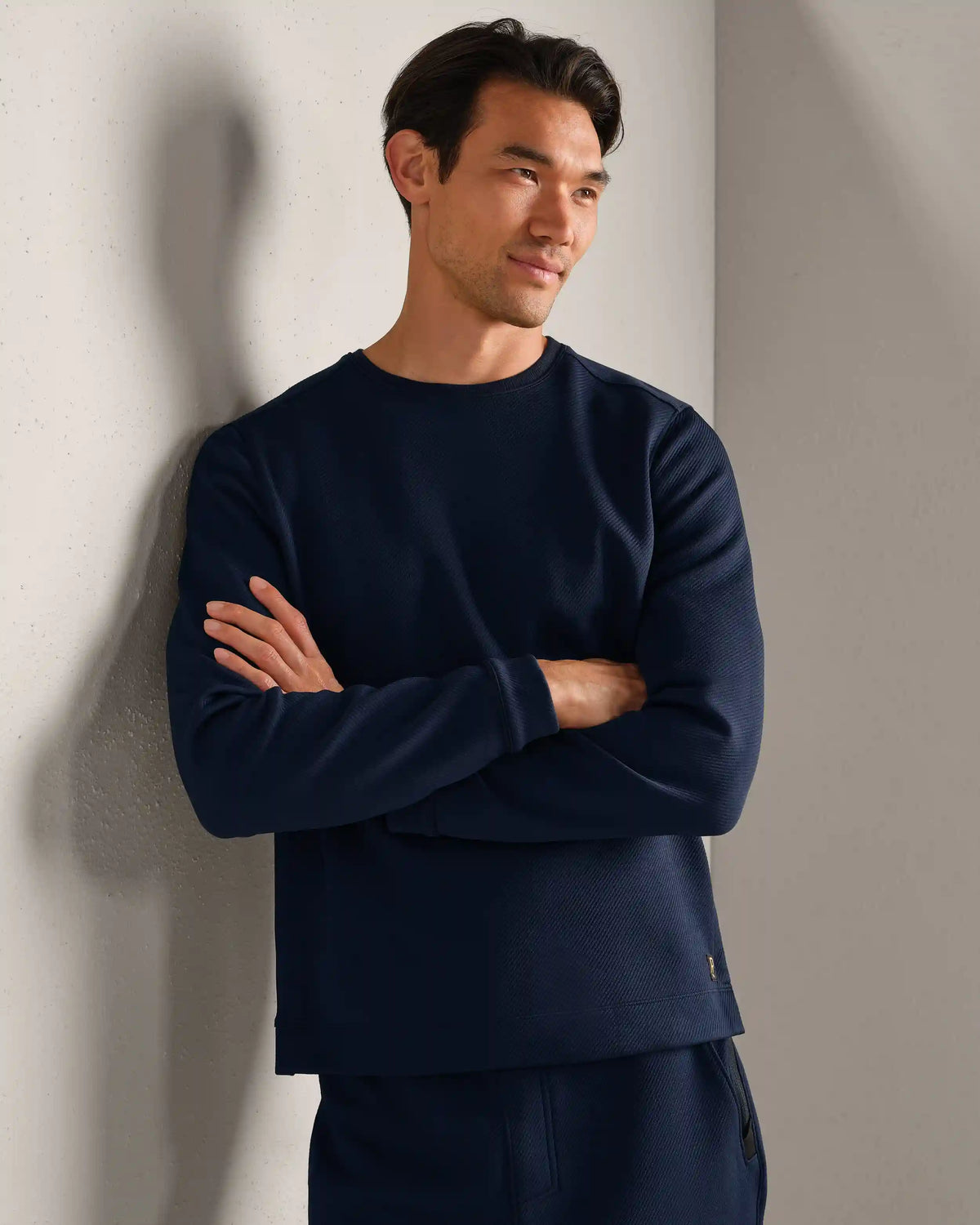 Quantum Crewneck -- True Navy